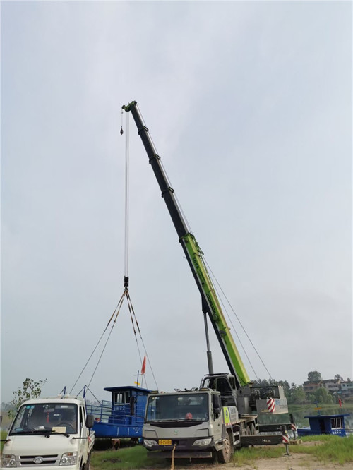 金湾区桥梁建设吊装案例